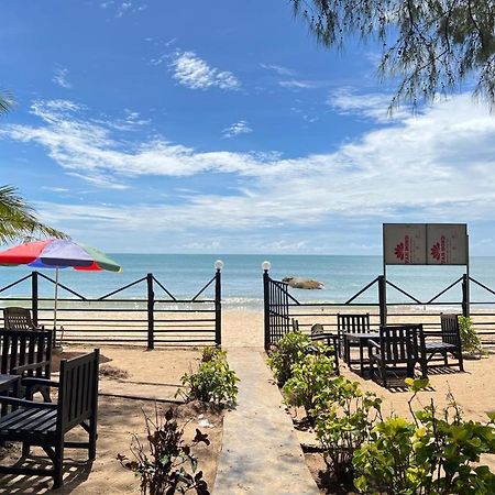 Tsunami Beach Hotel Arugam Bay Exterior photo