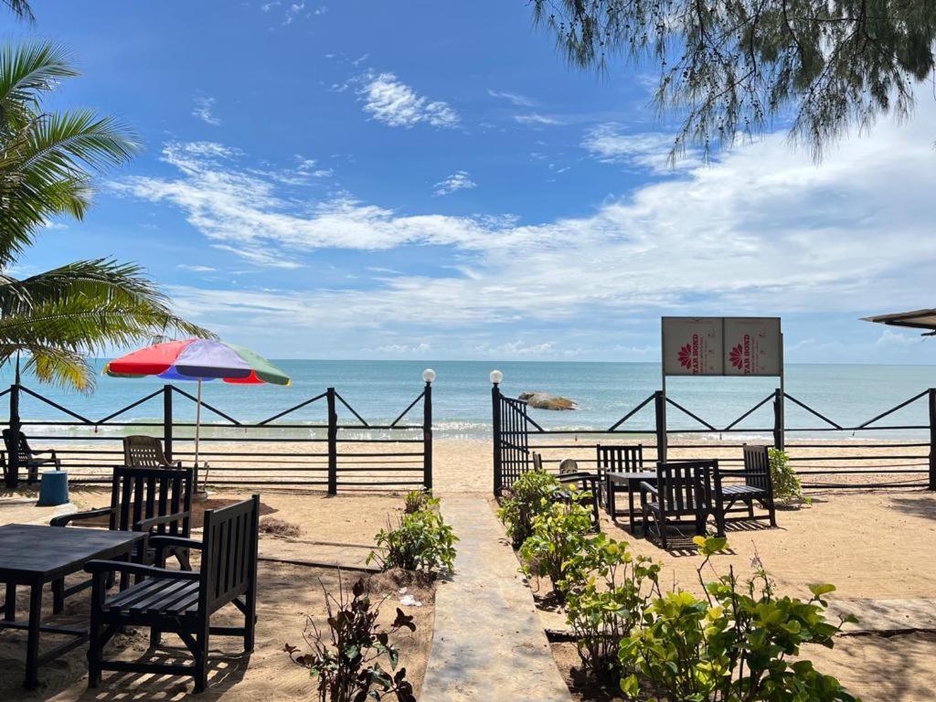 Tsunami Beach Hotel Arugam Bay Exterior photo