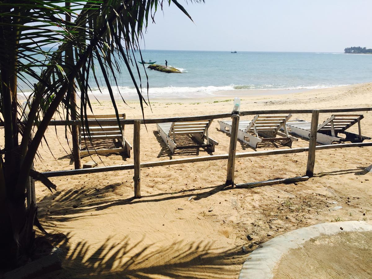 Tsunami Beach Hotel Arugam Bay Exterior photo